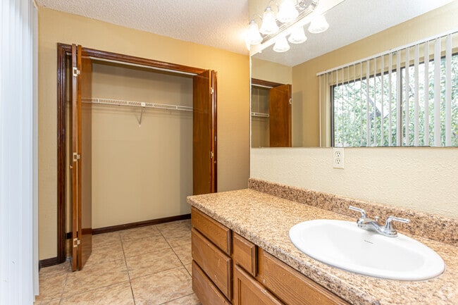 3BR, 2BA - 1,518SF