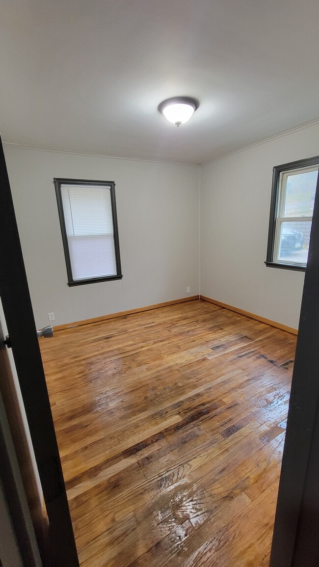 Photo - 9 Hillside Ave