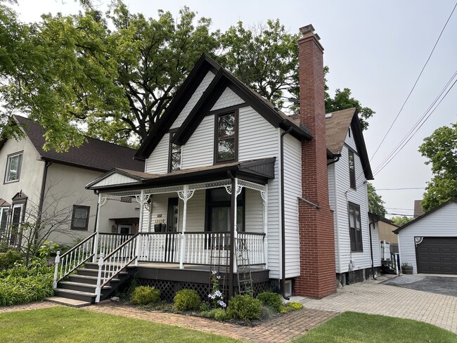 Photo - 1220 Warren Ave House