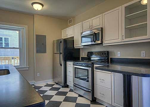Photo - Carberry Apartments