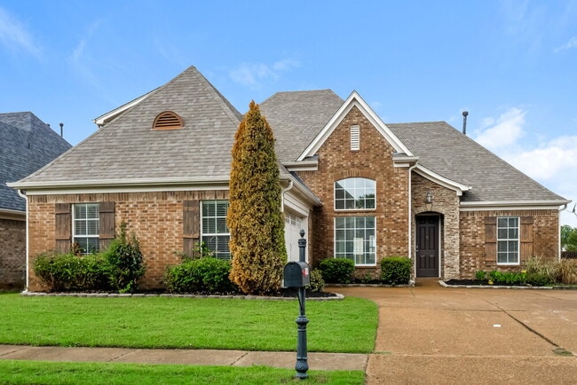 Building Photo - 1741 Englehart St