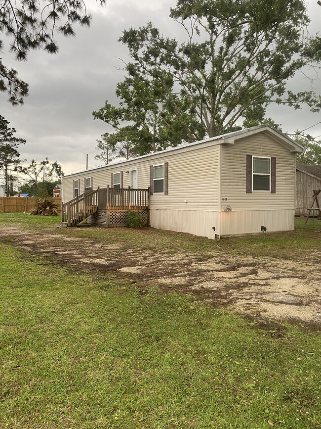 Building Photo - 1188 Sutherland Rd Rental