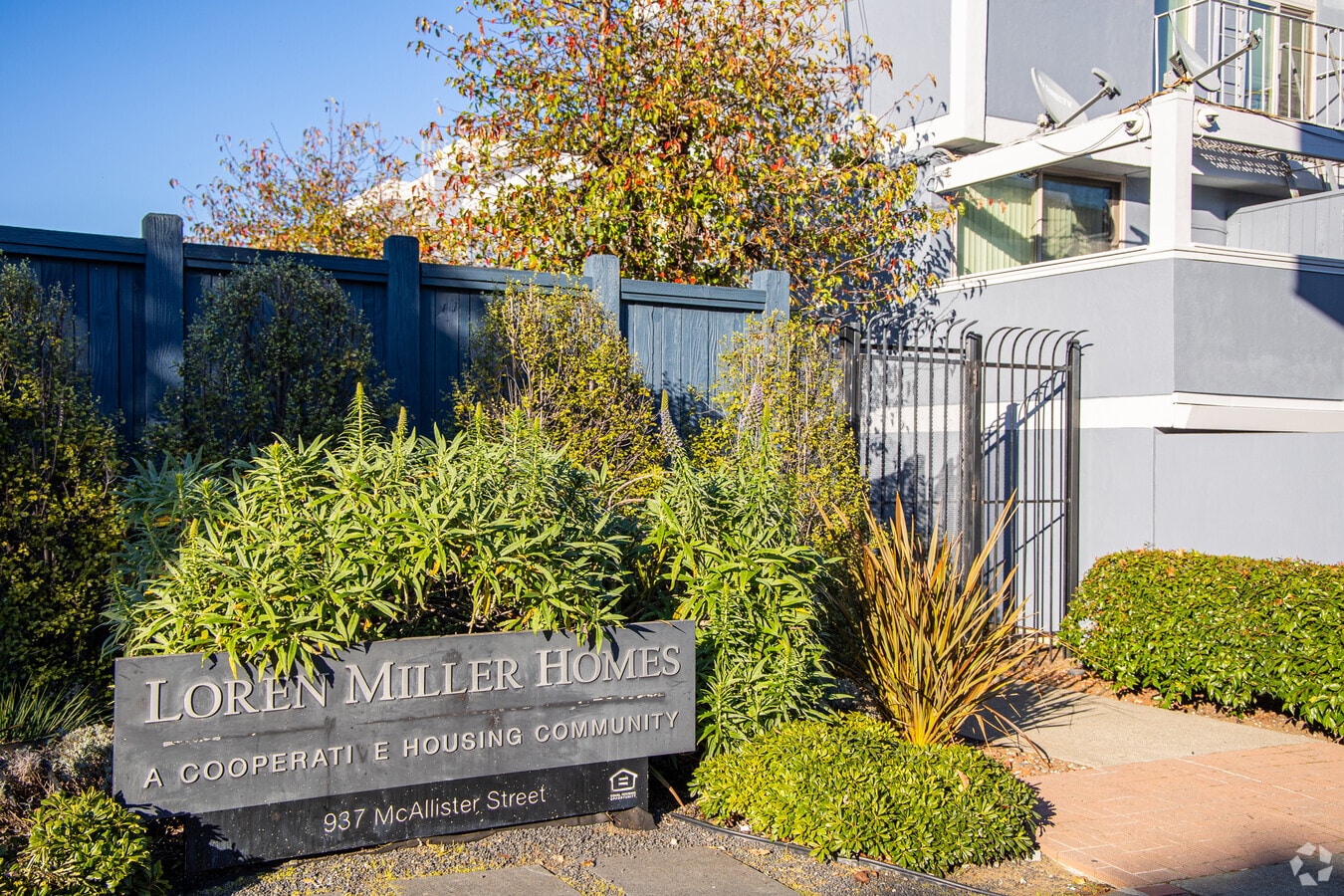 Entrada - Loren Miller Homes