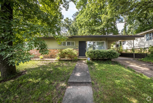 Building Photo - 9 Windsor Dr Rental