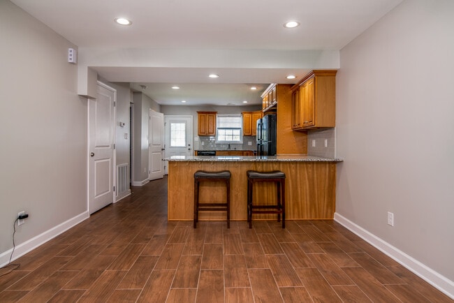 Photo - 103 Williams Rd