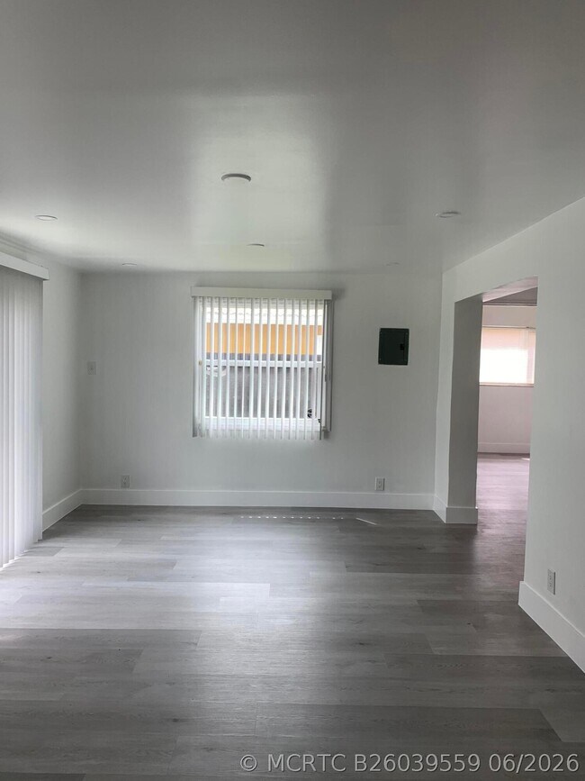 Photo - 4005 NW 76th Ave