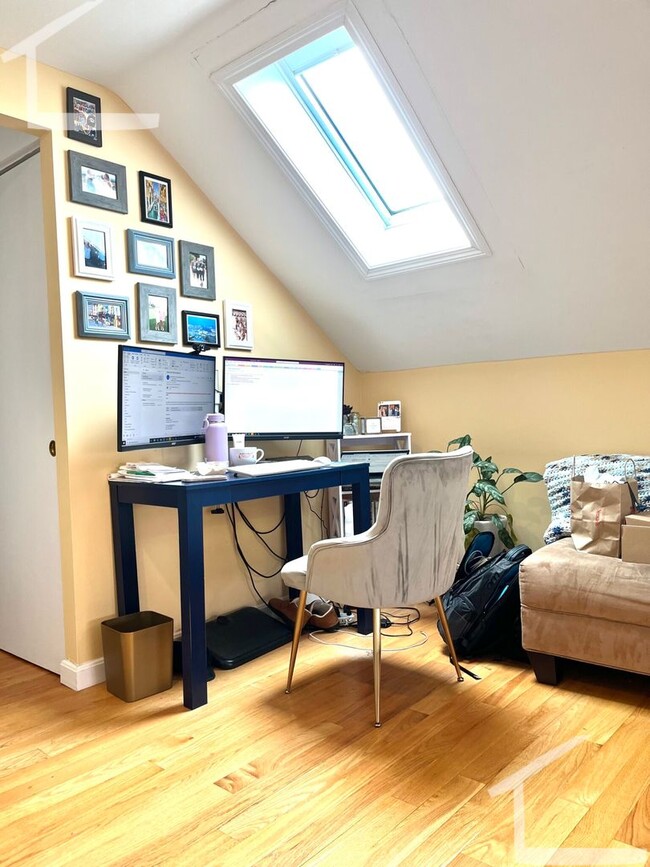 Photo - Free Laundry, Parking, Stainless Steel appliances, Backyard