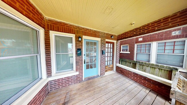 Photo - 978 Linwood Ave