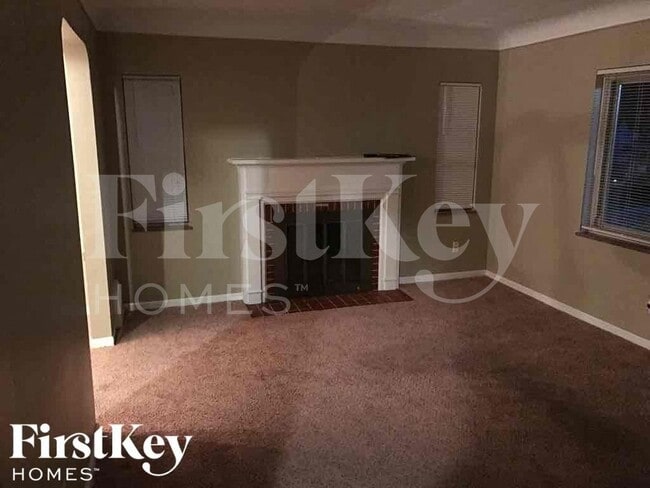 Photo - 1494 Clovernoll Dr