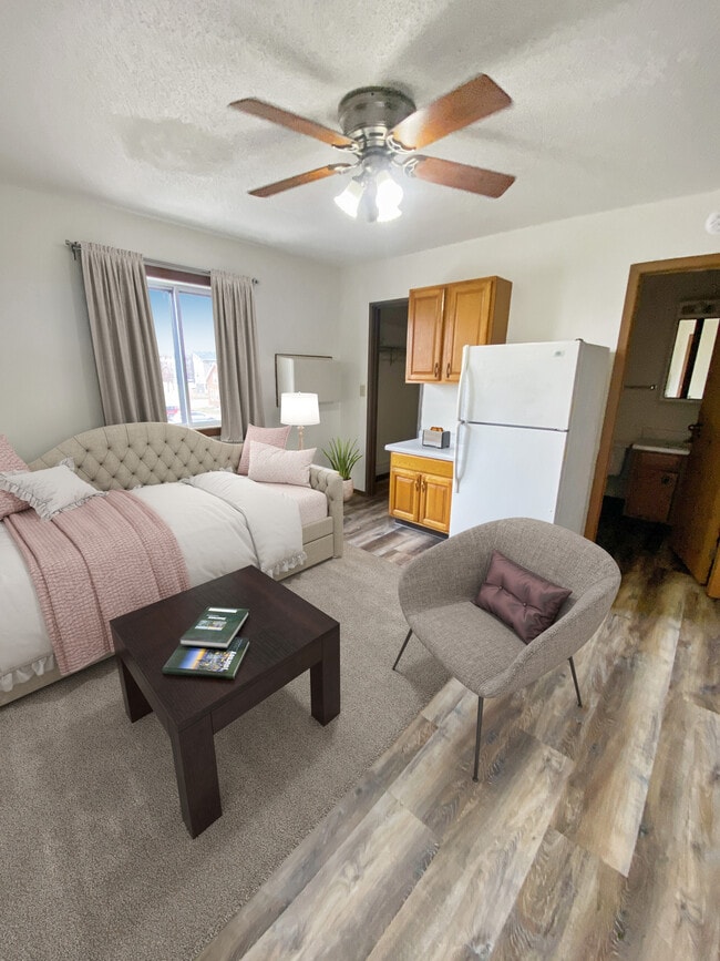 Silver Leaf Apartments (North Fargo) OffCampus Housing, Fargo, ND