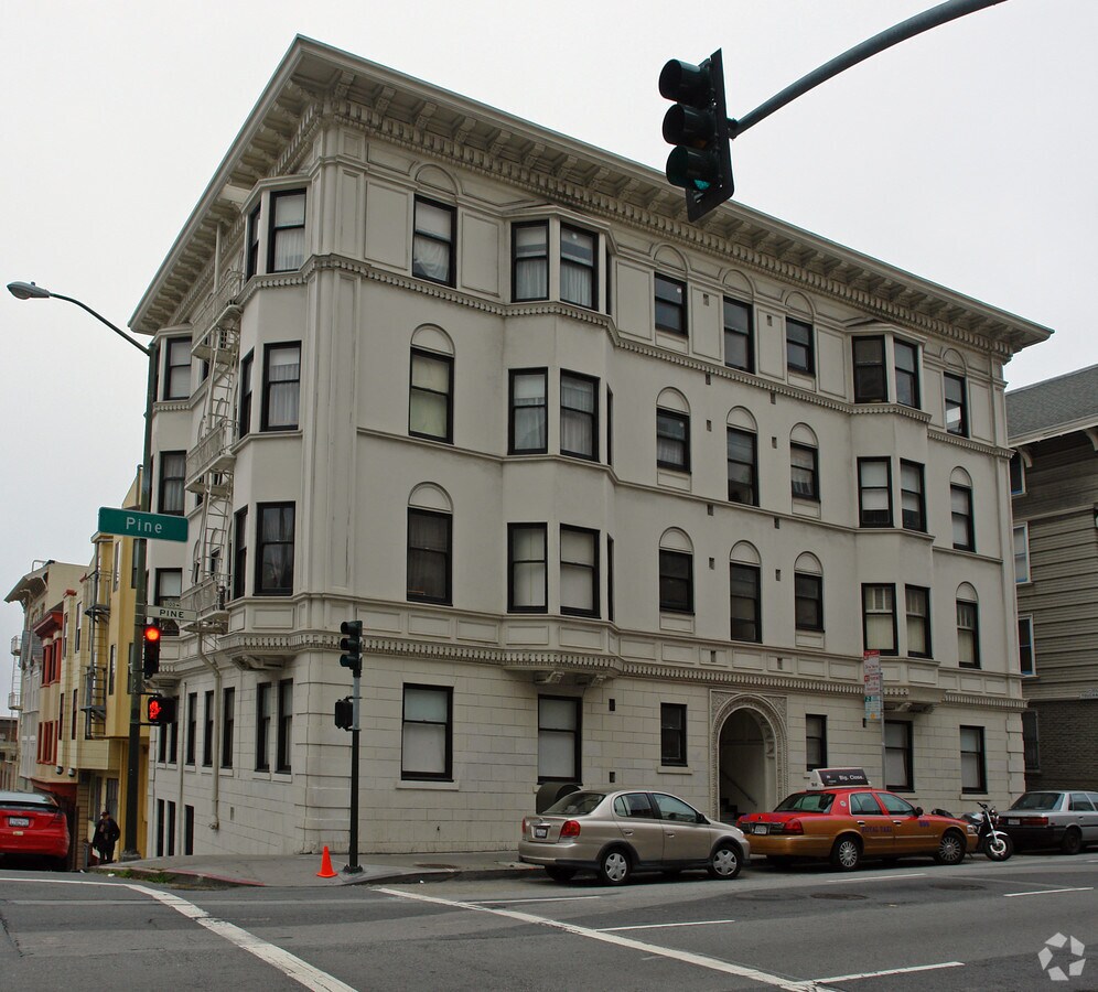 Photo - 1101 Pine St Apartments