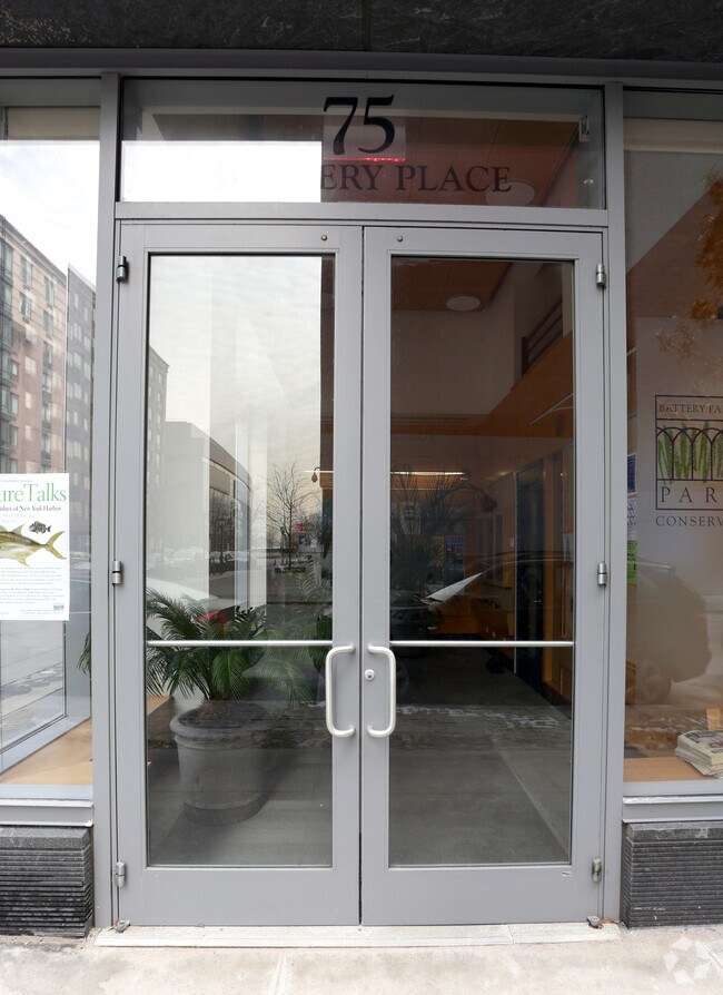 Photo - The Visionaire