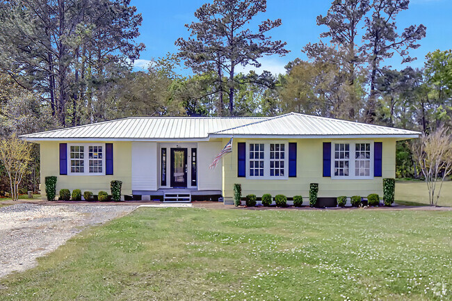 Building Photo - 179 Oyster Rd Rental