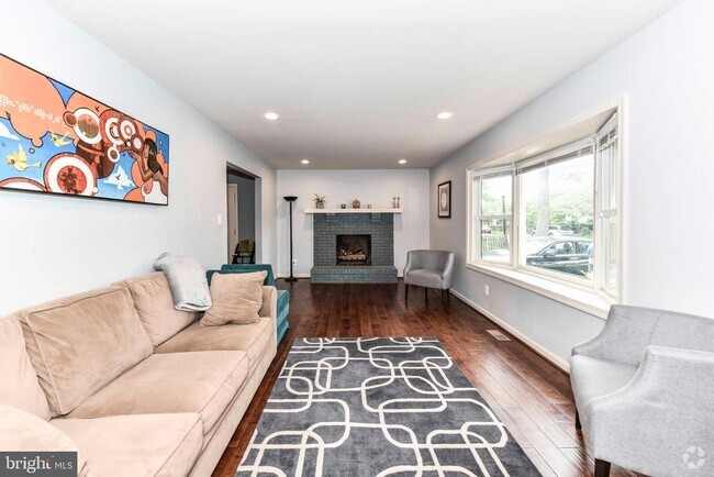 Building Photo - 4779 25th St N Rental