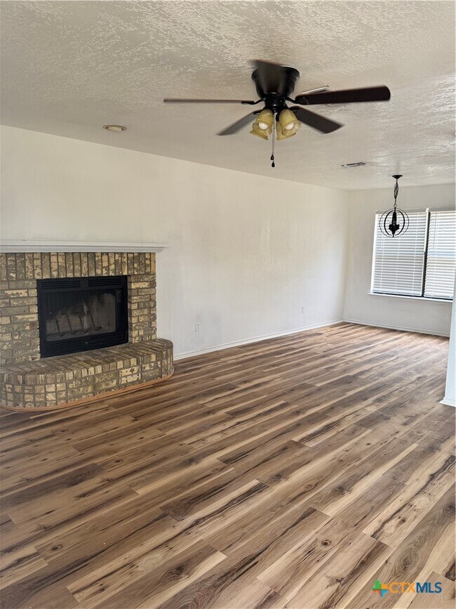 2509 Schulze Dr