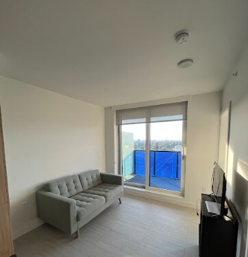 Photo - 5058 Joyce St