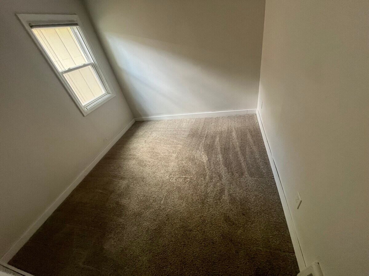 Photo - 2121 E 42nd Ave