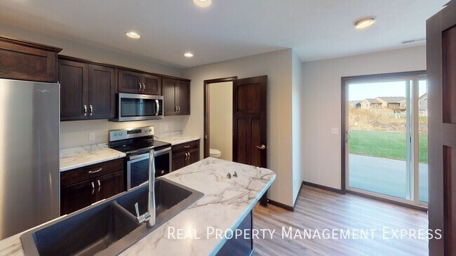 Photo - 9422 W Gert St