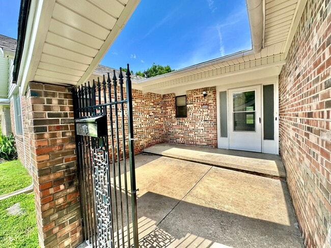 Photo - 3 BED 2 BATH-Longview Acres 2nd