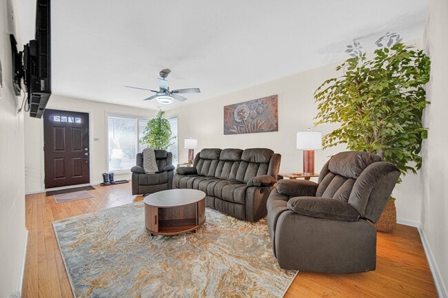 Photo - 3914 212th Pl