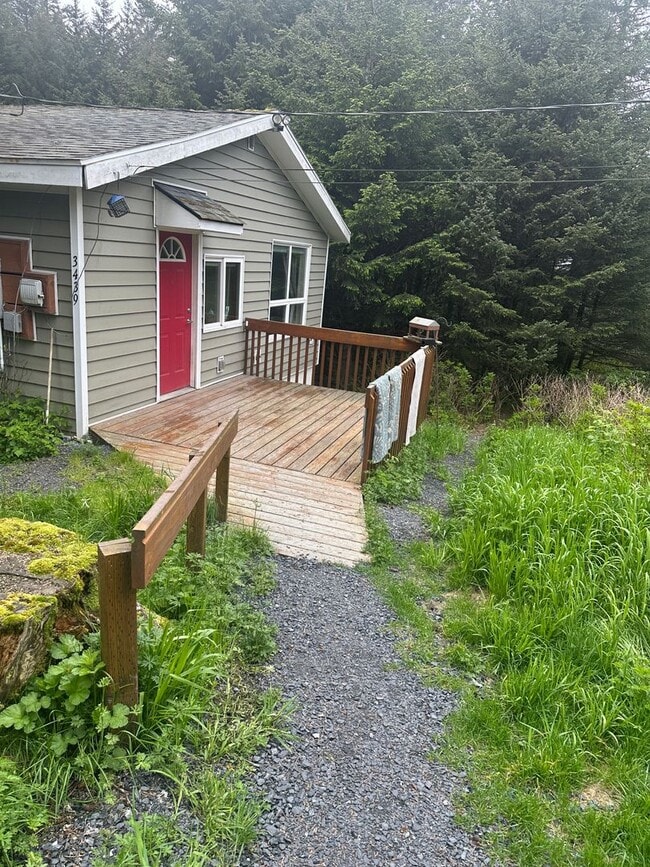 Photo - 3439 Peninsula Rd