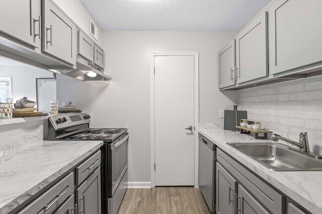 Photo - Willow Trail Apartments