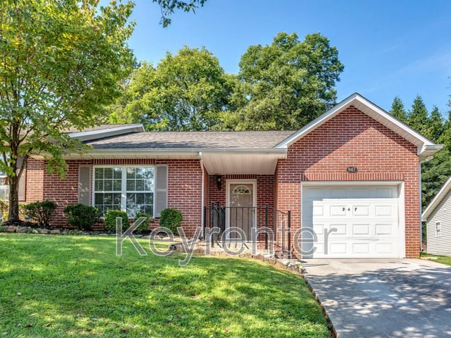 Building Photo - 947 Spring Park Rd