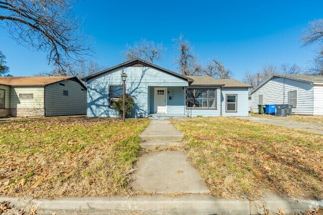 Building Photo - Charming 3-Bedroom Haven on Windsor Avenue... Rental