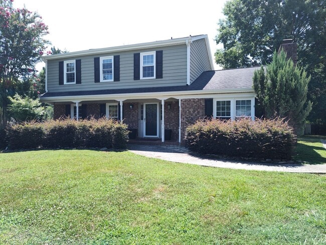 Building Photo - 7413 Doves Nest Cir