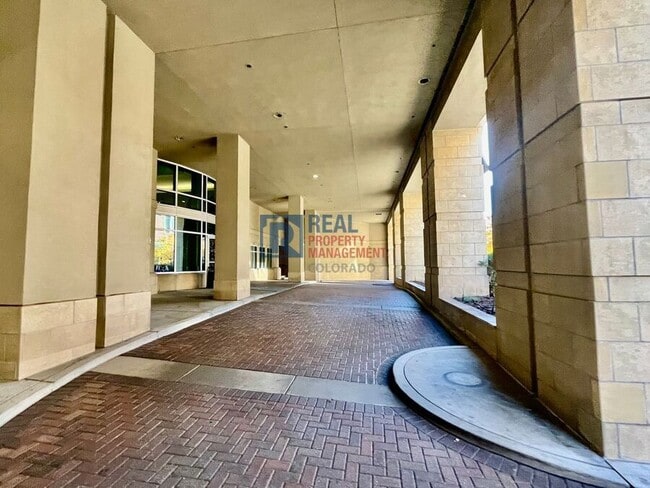 Photo - 1700 Bassett St Unidad 311