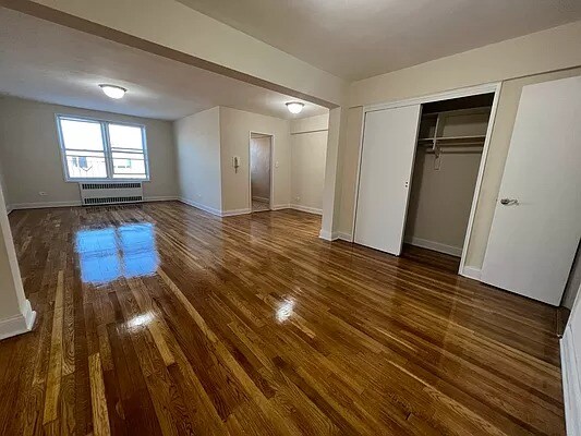 Photo - 137 St Nicholas Ave