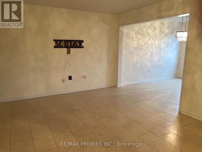 Photo - 138 Keystar Ct