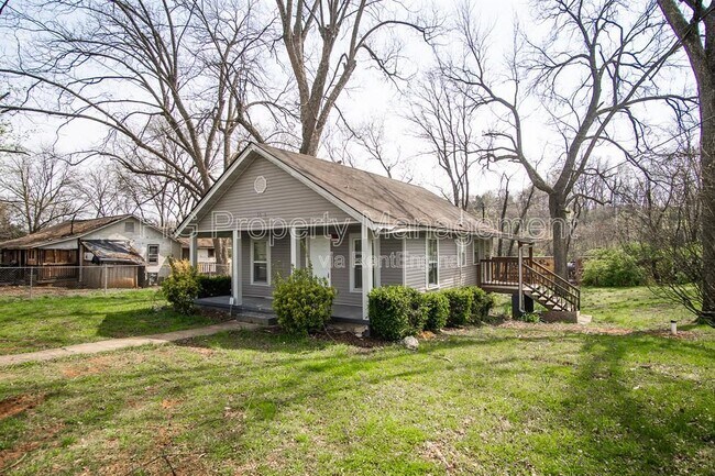 Photo - 5804 Old Rutledge Pike