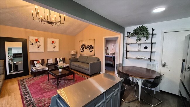 Photo - 2118 Oakdale St Unit 3