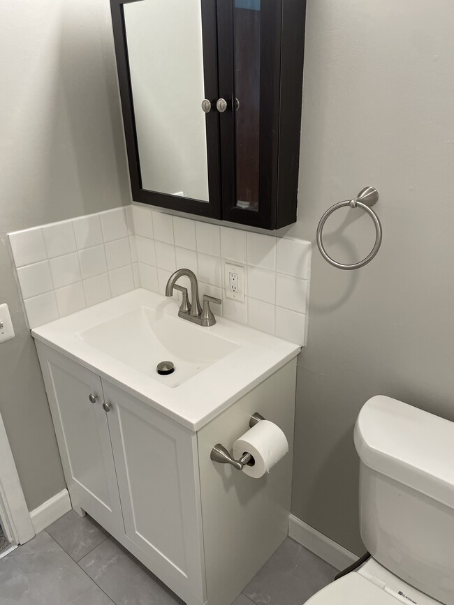 Photo - 332 Diane St