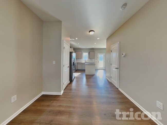 Photo - 176 Olde Pl