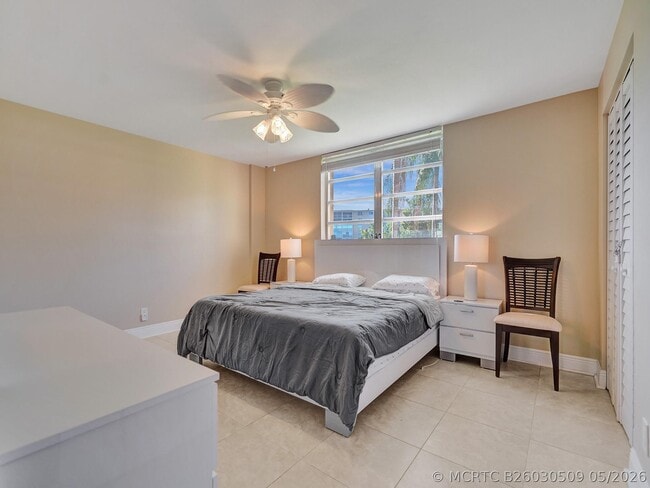 Photo - 401 SE 3rd St Unit 107