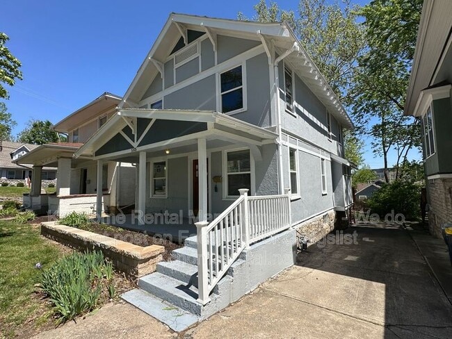 Photo - 5105 Walnut St