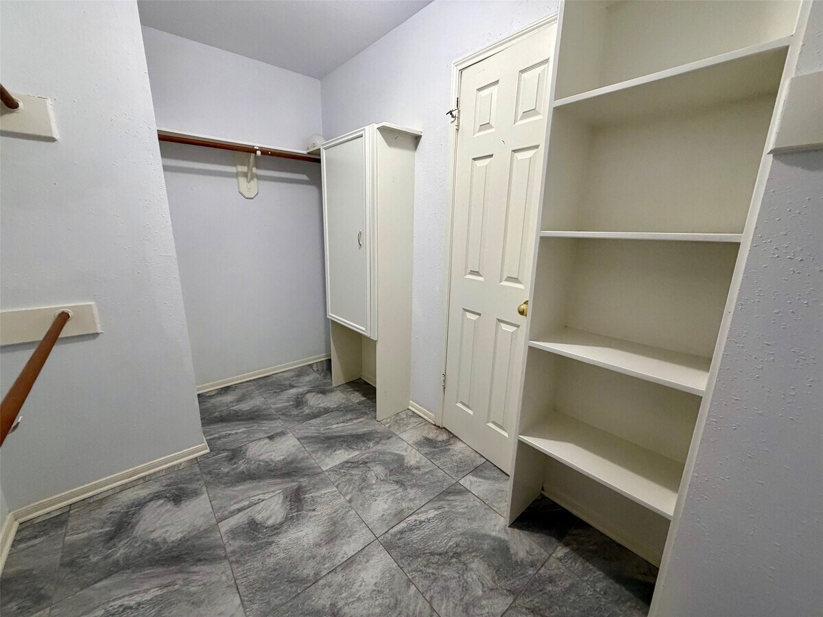 Photo - 2226 Mill Creek Dr