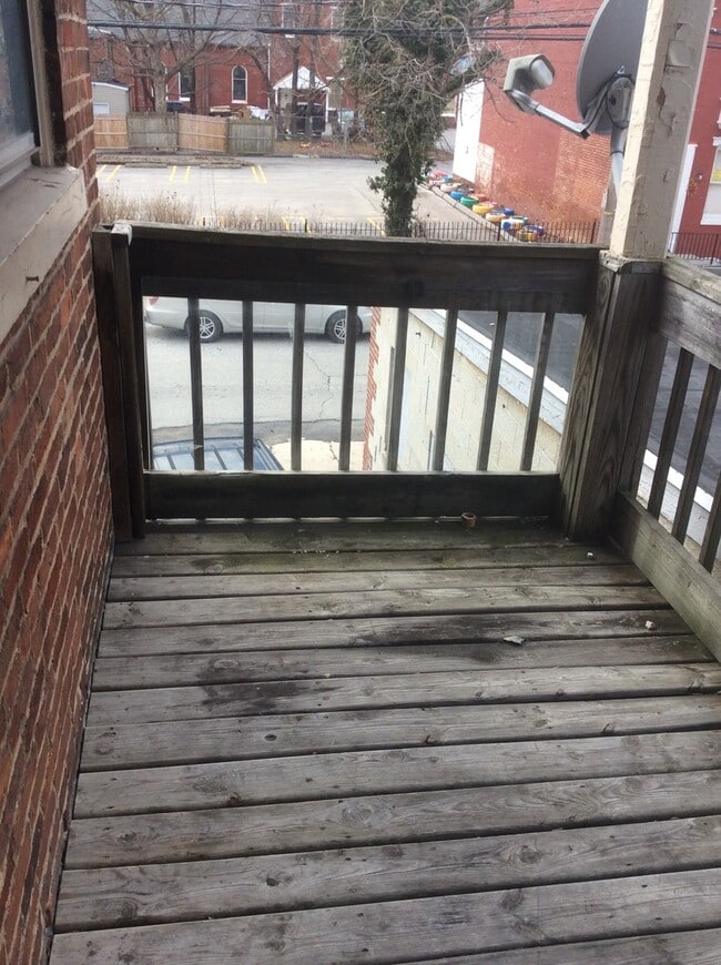 Photo - Spacious 2 Bedroom in Oldetowne East-York City SD