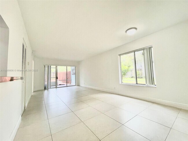 Photo - 9420 SW 140th Ct Unit 9420