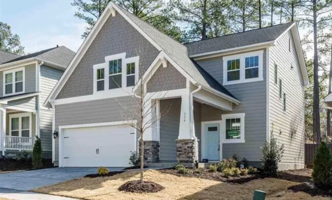 Building Photo - Beautiful & Open 4 Bedroom + 2.5 bath home with Loft!