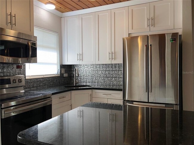 Photo - 80 Beverly Cir