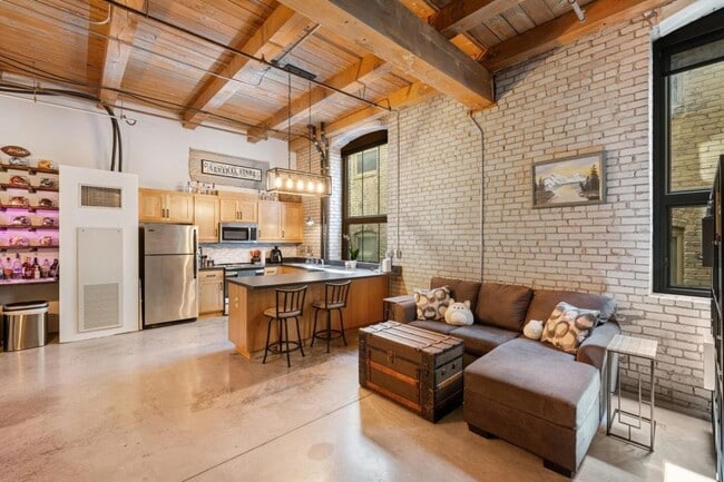 Photo - 127 5th St NE Unidad 106