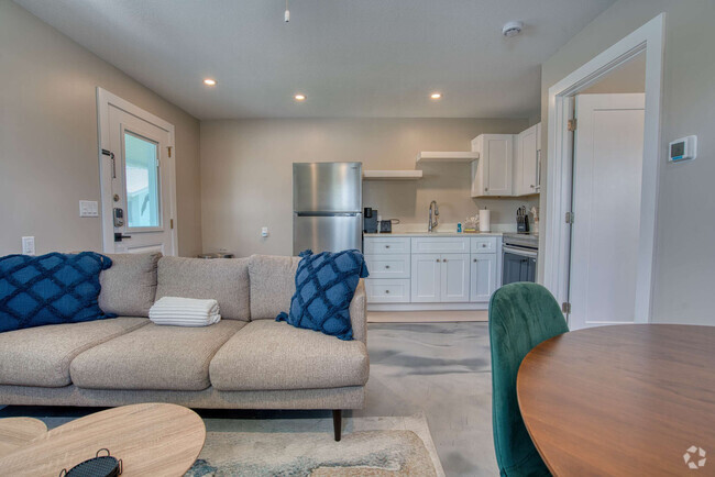 Building Photo - 126 Mango St Unit FL1-ID1226355P Rental
