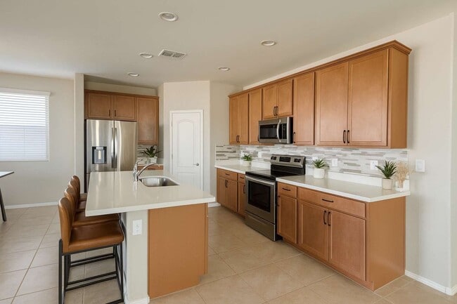 Photo - 5826 N 194th Ln