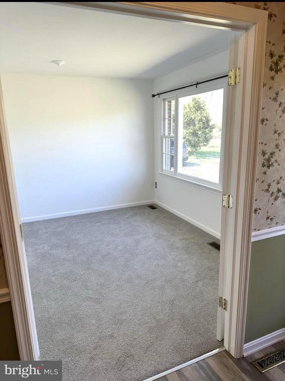 Photo - 215 Brooke Rd