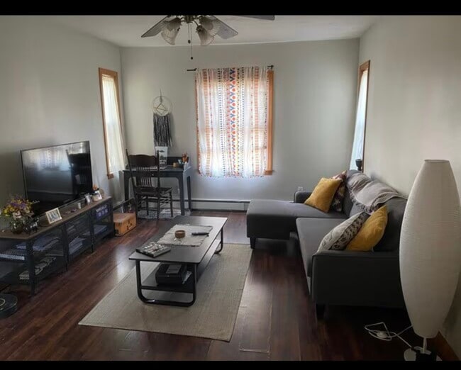 Photo - 10 Carver St