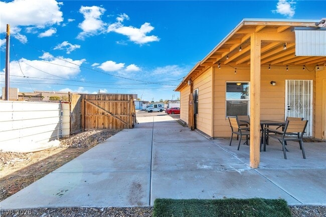 235 Zinc St