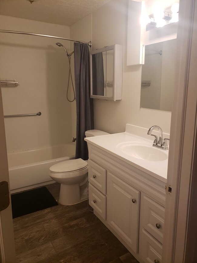 Photo - 4580 W 2400 S